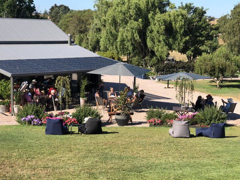 3 Willows Vineyard Cottage - Accommodation Australia 2