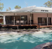 33 Esprit Drive - Rainbow Shores Style Comfort and Relaxation Pets Welcome Pool - Accommodation Australia