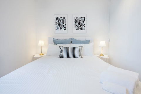 33, Cotton Cloud, LVL48@2BR2BTH Apt, Mel Cen, Freetram - Local Tourism 1
