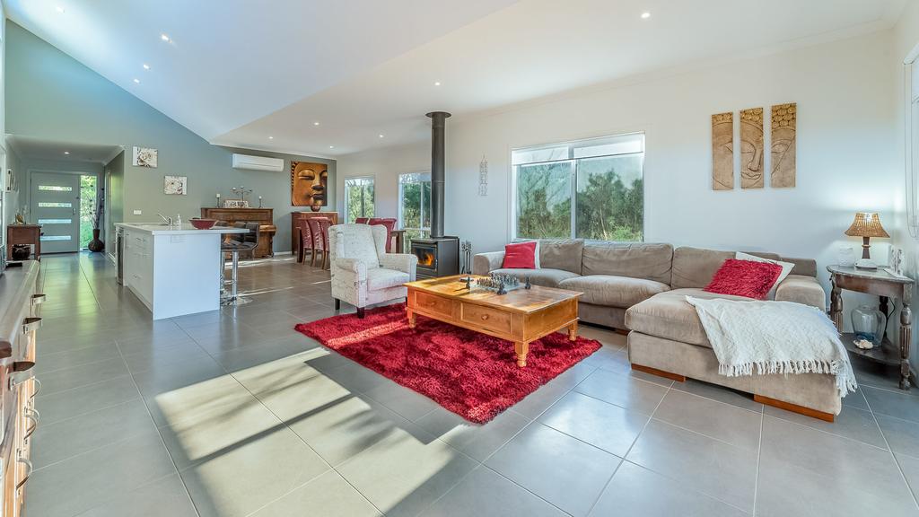 Smiths Beach VIC Accommodation Australia