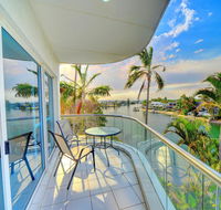 3br Broadbeach Lakefront Apartment - Accommodation Australia