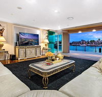 4.5 Million Dollar Surfers Paradise Dream Mansion - Accommodation Australia