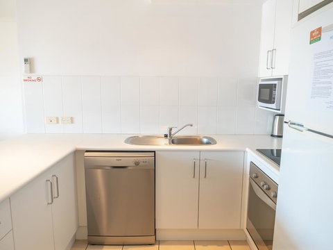 4/4 On First - Local Tourism 2