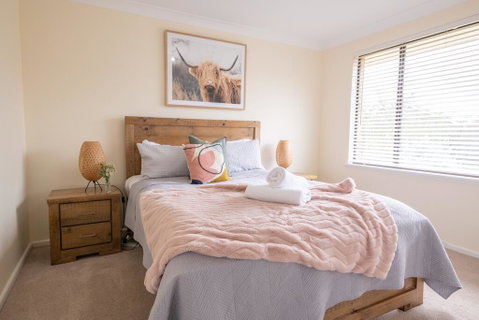 42 Rosemary Lane - Central Orange - Spacious Family Home - Quiet Lane - Accommodation Australia 0