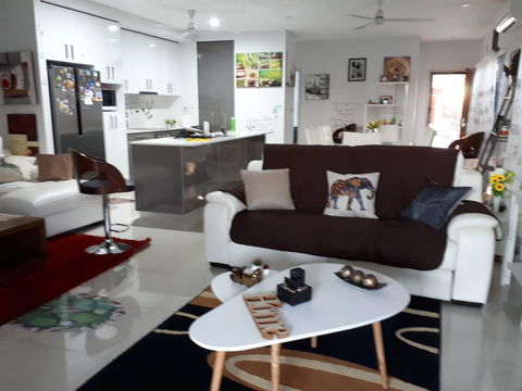 47 Boulter Road - Accommodation Australia 1