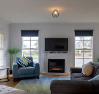 5 Bedroom Close to Beach and Moorpanyal Park - Australia Shopping