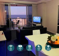 5 Star Resort Gorgeous 2Bd 2Bth Mins to Beach - Accommodation Australia