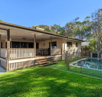 7 Ibis Court - Spacious family home with large outdoor area swimming pool  ample parking - Accommodation Australia