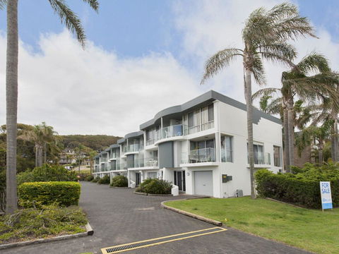 9 Cirrus @ Fingal Bay - Accommodation Australia 0