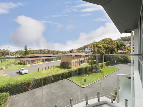 9 Cirrus @ Fingal Bay - Accommodation Australia 3