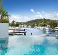 9 Ravenwood - Local Tourism