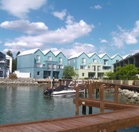 9/20 Apollo Quay Apartment - Australia Shopping