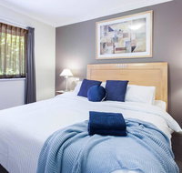 A Comfy 2BR Home Top Location FREE Parking - Accommodation Australia