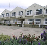 A Great Ocean View Motel - Local Tourism