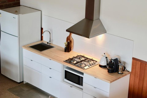 A Home Amongst The Gum Trees - Accommodation Australia 2