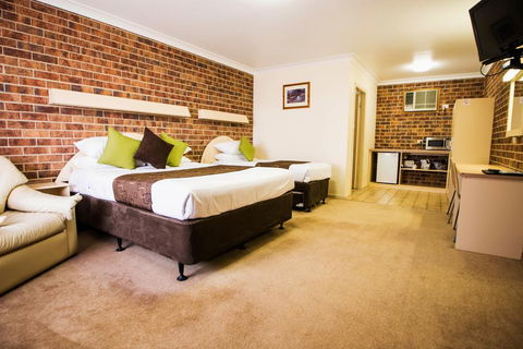 A Line Motel - Local Tourism 1