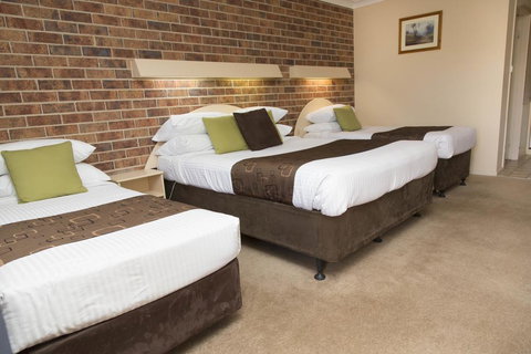 A Line Motel - Local Tourism 3