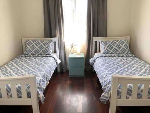 A Little Bit Of Zen By The Beach - Local Tourism 3