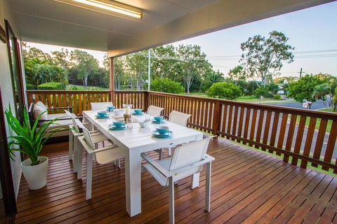 A Lure - Australia Shopping 0