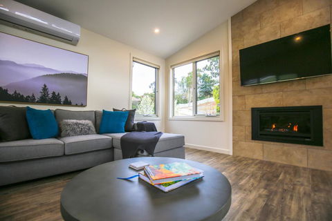 A Pear Tree Loft - Accommodation Australia 2