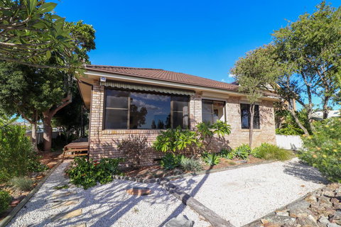 A Reflection On The Lake - Local Tourism 0