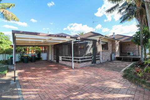 A Reflection On The Lake - Local Tourism 1