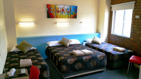 A&A Lodge Motel - Australia Shopping 3