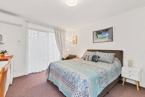Abby's Poolside Retreat 1 - Accommodation Australia 0