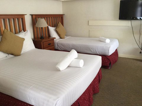 Aberdeen Motor Inn - Accommodation Australia 2