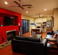 About Time Retreats- Studio Seven - Accommodation Australia