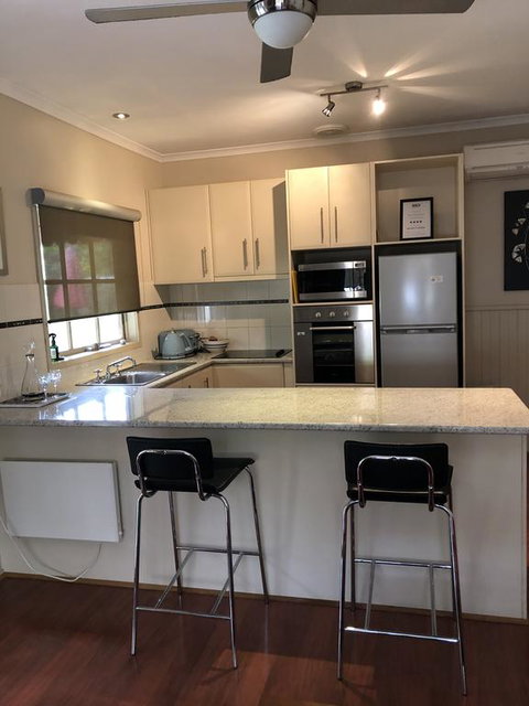 About Time Retreats- Studio Three - Bed n Breakfasts 0