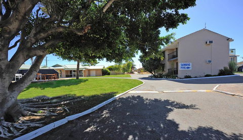 Abrolhos Reef Lodge - Accommodation Australia 2