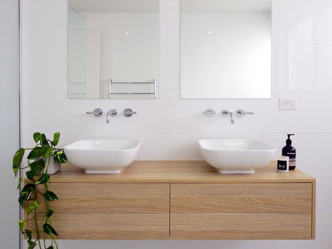 Absolute Waterfront - Accommodation Australia 2