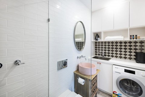 Accommodate Canberra - Warehouse - Local Tourism 1