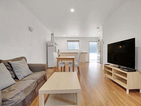 Adelaide Holiday Homes - Accommodation Australia 2
