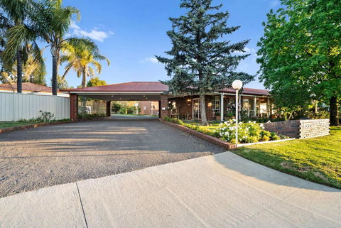 Econo Lodge Border Gateway Wodonga - Local Tourism 1