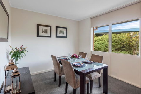 Dorset Gardens Hotel - Australia Shopping 3