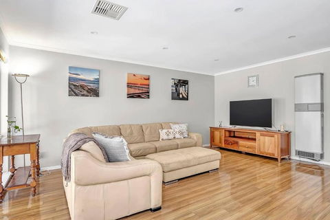 Driftwood Hideaway - Peaceful Beachside Bliss - Accommodation Australia 0