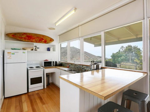 DROMANA BEACH SHACK - Accommodation Australia 1
