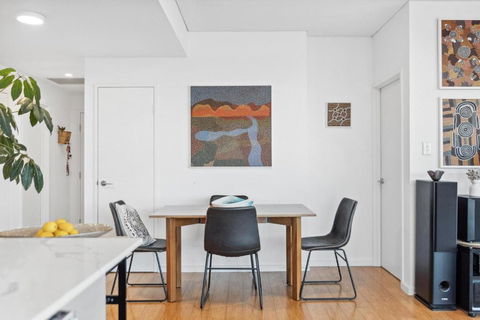 EAST34/60 - Urban Sanctuary - Accommodation Australia 2