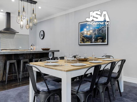 Edelweiss Cottage - Local Tourism 4