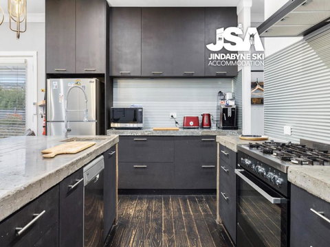 Edelweiss Cottage - Local Tourism 2