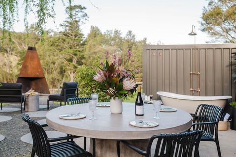 EKhaya - The Barn - Accommodation Australia 4