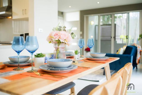 Entire 3 Bedrooms Townhouse In Baulkham Hills - Accommodation Australia 0