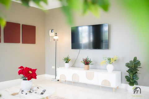 Entire 3 Bedrooms Townhouse In Baulkham Hills - Accommodation Australia 2