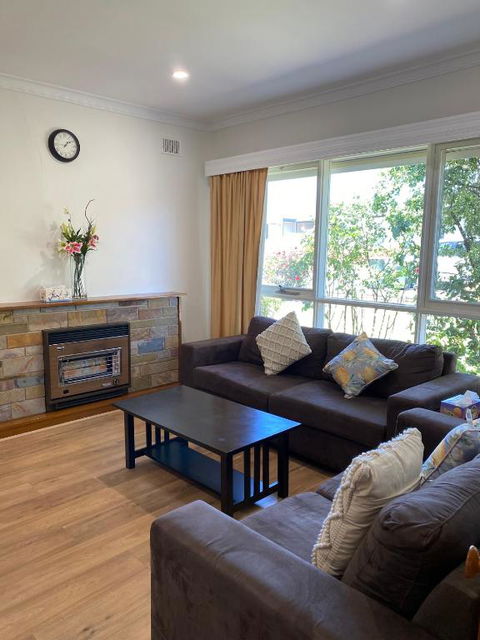 Entire House Between Marion /Flinders University - Accommodation Australia 3