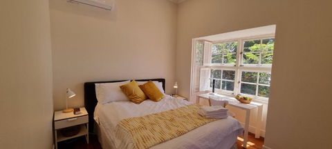 Fab 4brm Home With Pool A 15 Min Walk To Beach - Local Tourism 1