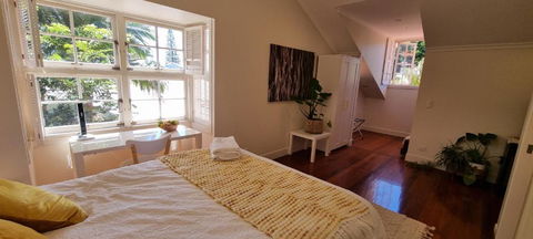 Fab 4brm Home With Pool A 15 Min Walk To Beach - Local Tourism 3