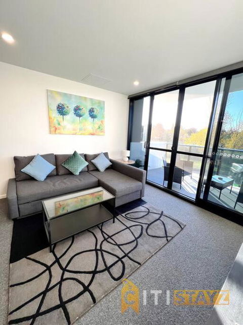 Fab In Phillip - 2bd 2bth Apt - Close To CBR Hospital - Accommodation Australia 0