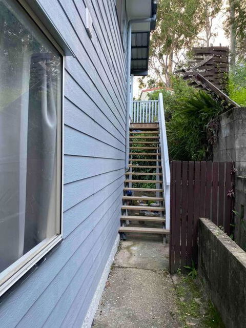 FAMILY 3-bedroom Everton Hills Apartment - Accommodation Australia 2